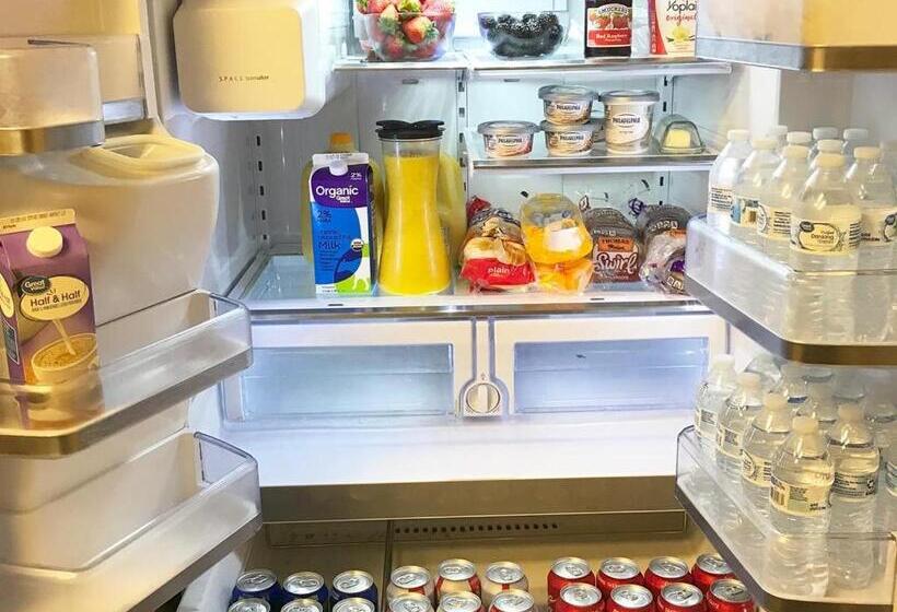 مبيت وإفطار Clark House Inn