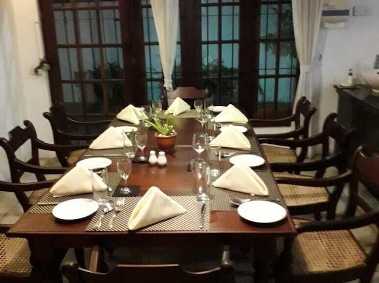 민박 Kapugedara297