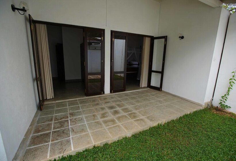 민박 Kapugedara297