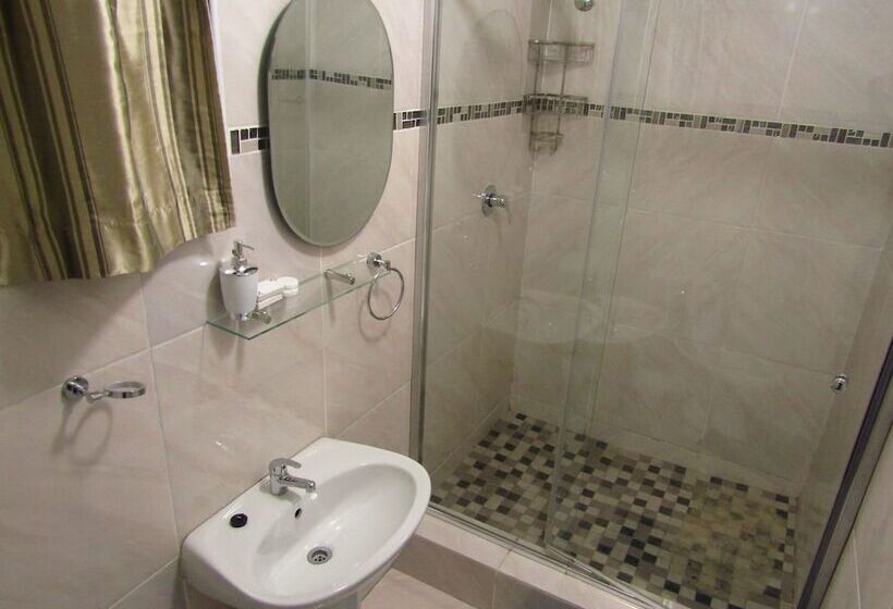 Yolonwabo Bed And Breakfast