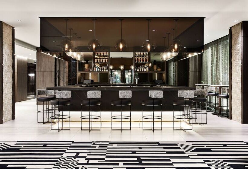 Ac Hotel By Marriott Miami Airport West/doral