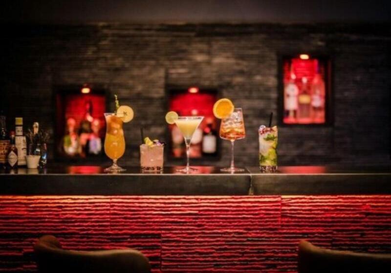 Cave Hotel & Golf Resort