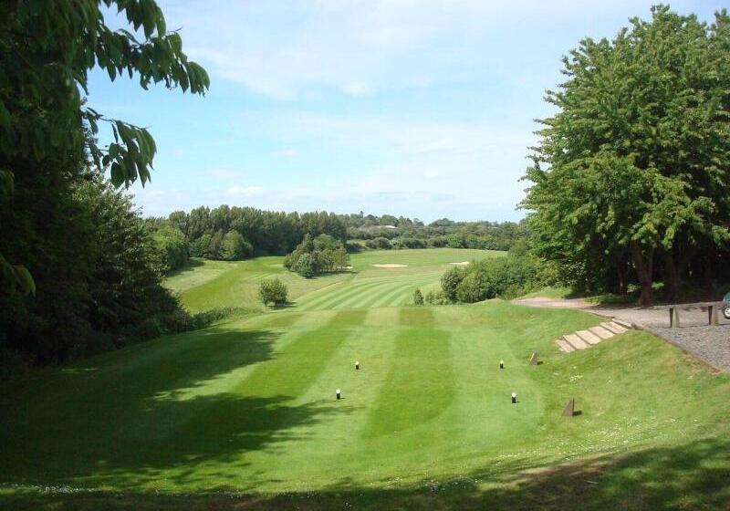 Cave Hotel & Golf Resort