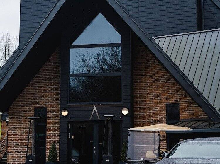 Cave Hotel & Golf Resort