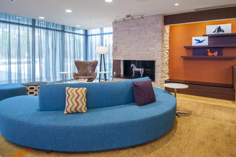 فندق Fairfield Inn & Suites By Marriott Laplace