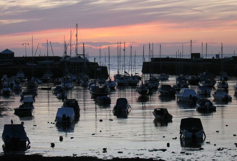 Hotel Harbourmaster