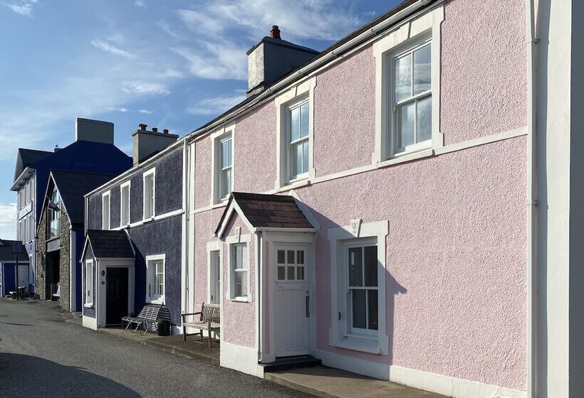 Отель Harbourmaster