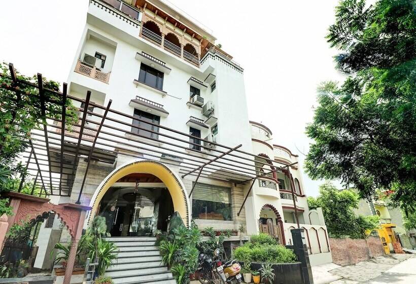 호텔 Lalmati Castle