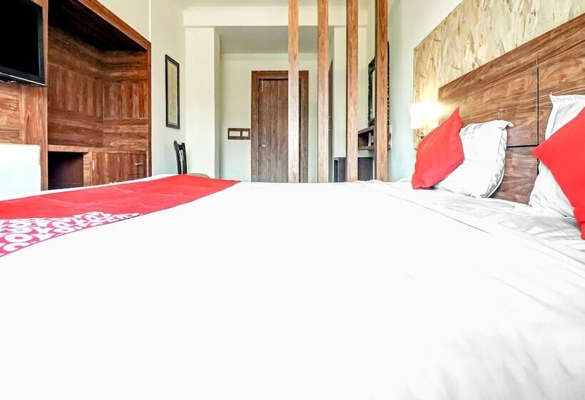 호텔 Lalmati Castle