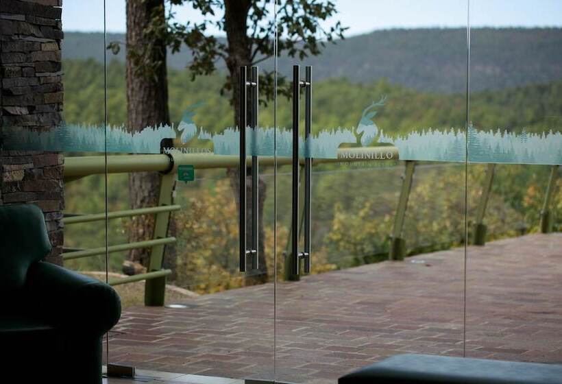 בית מלון כפרי Molinillos Mountain Resort