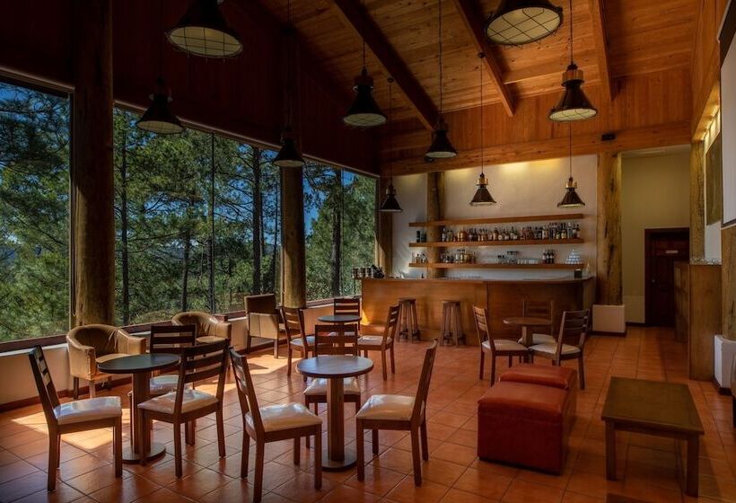 בית מלון כפרי Molinillos Mountain Resort