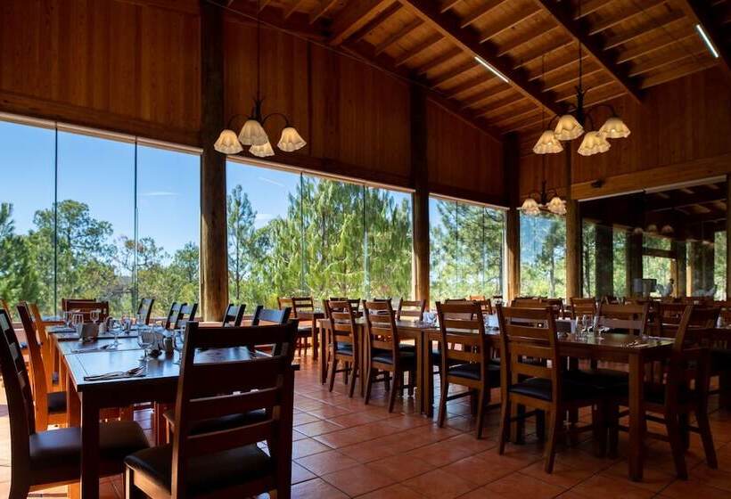 בית מלון כפרי Molinillos Mountain Resort