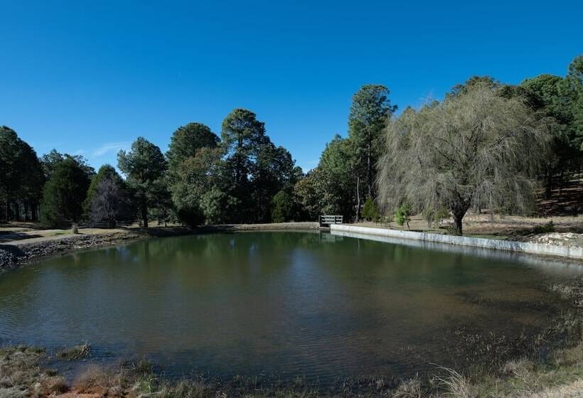 בית מלון כפרי Molinillos Mountain Resort