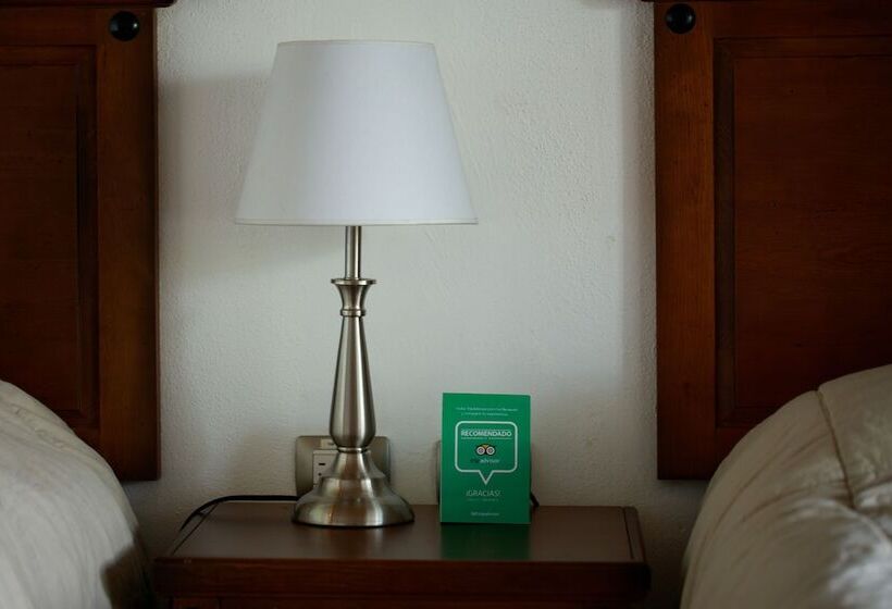 בית מלון כפרי Molinillos Mountain Resort