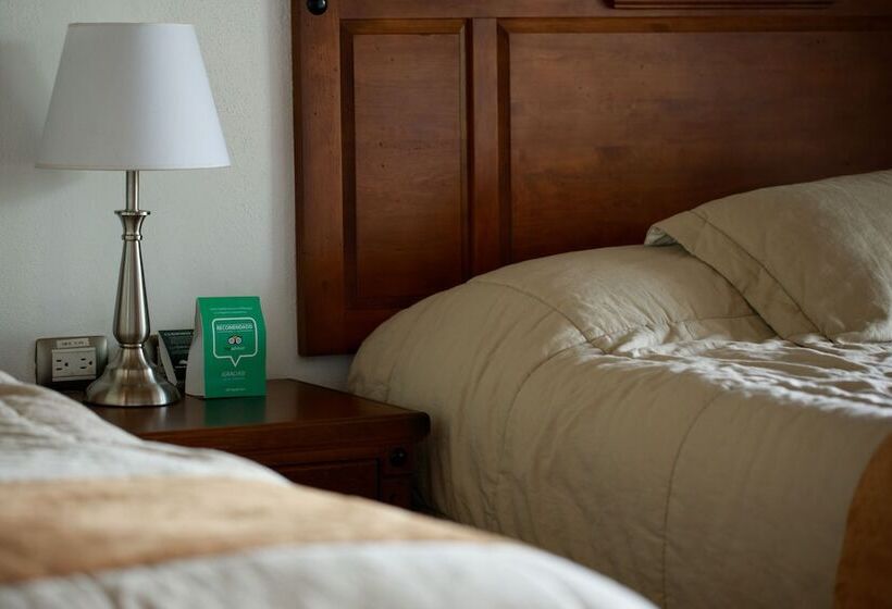 בית מלון כפרי Molinillos Mountain Resort