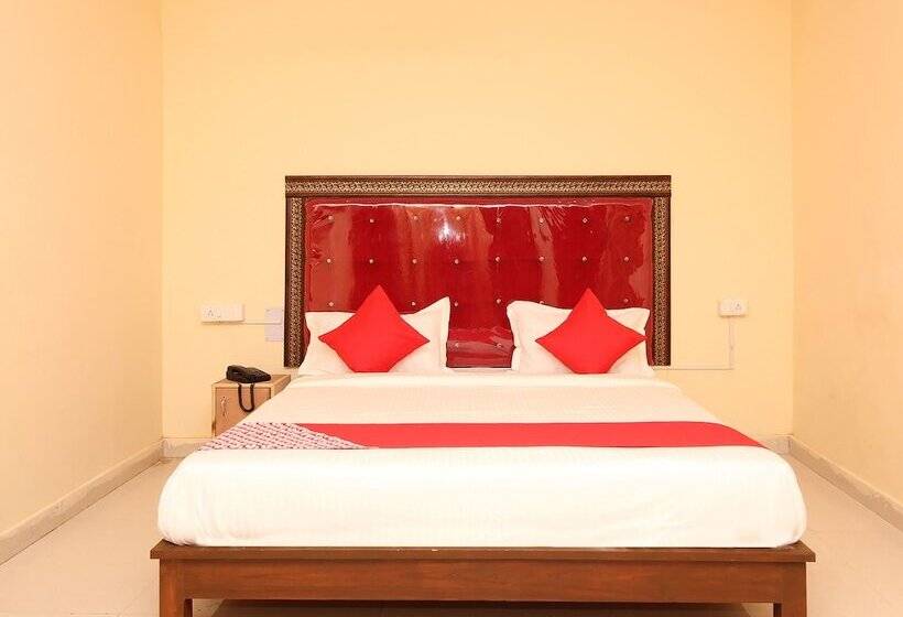 Hotel Oyo 7343 Al Shareef Palace