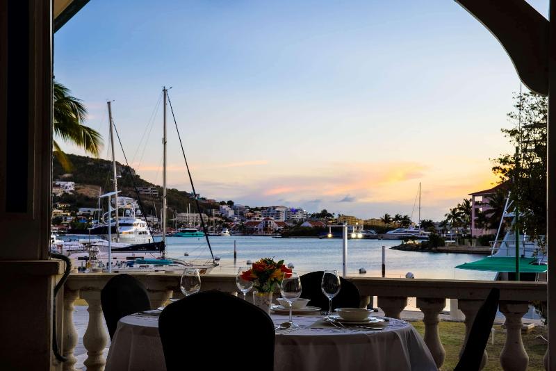 فندق Port De Plaisance Resort, Trademark Collection By Wyndham