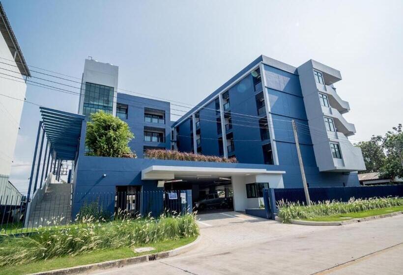 هتل Tassana Place