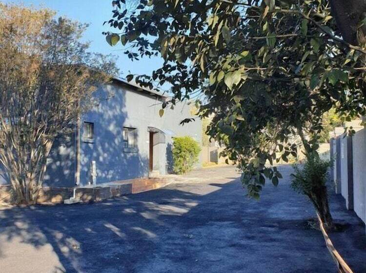 膳宿费 Platinum Germiston Ghouse