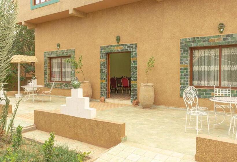 펜션 Riad Zagora Palms