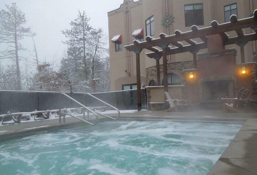 استراحتگاه Wisconsin Dells Area Condominiums