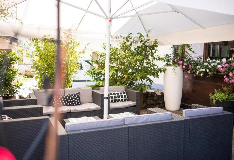 فندق Alter Wirt Putzbrunn