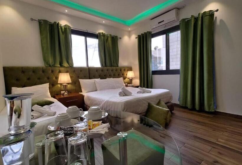 هتل Assaraya Palace