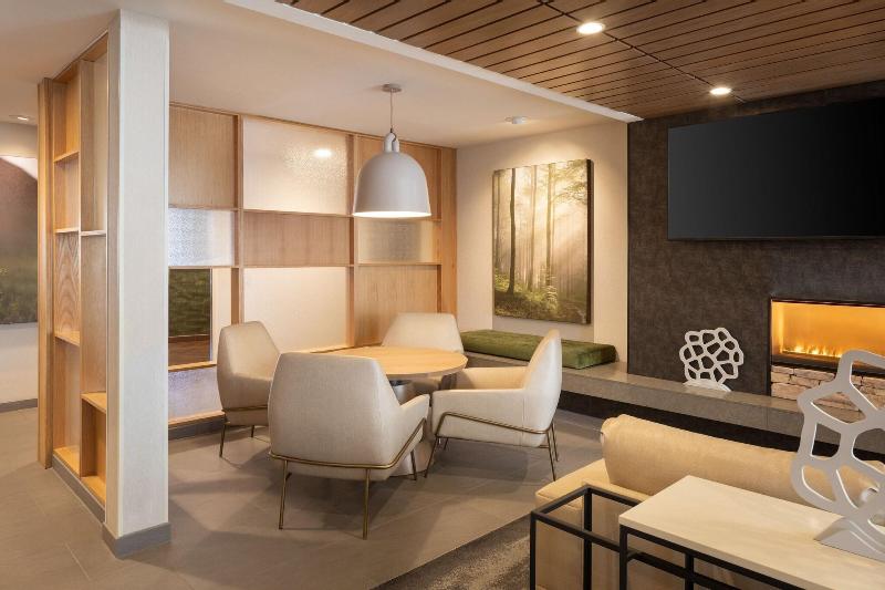 ホテル Fairfield Inn & Suites By Marriott Fresno North/shaw Avenue