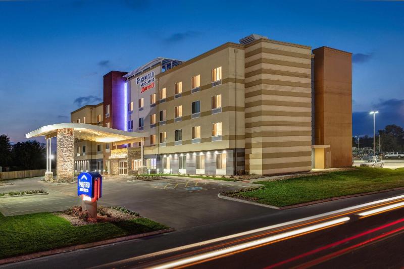 ホテル Fairfield Inn & Suites By Marriott Fresno North/shaw Avenue
