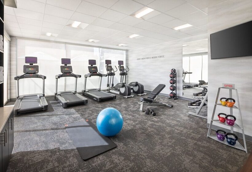 ホテル Fairfield Inn & Suites By Marriott Fresno North/shaw Avenue