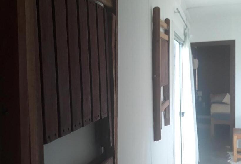 هتل La Estacion Colonia