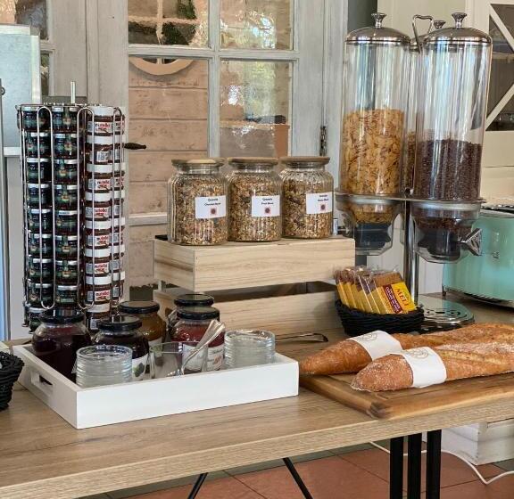 בית מלון כפרי Marie Siska Boutique