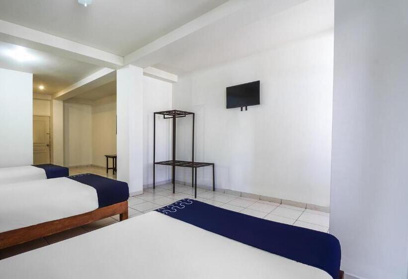 Отель Capital O Plaza Galindo