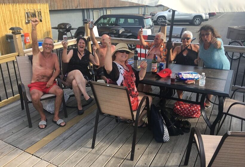 فندق Seagrass Inn