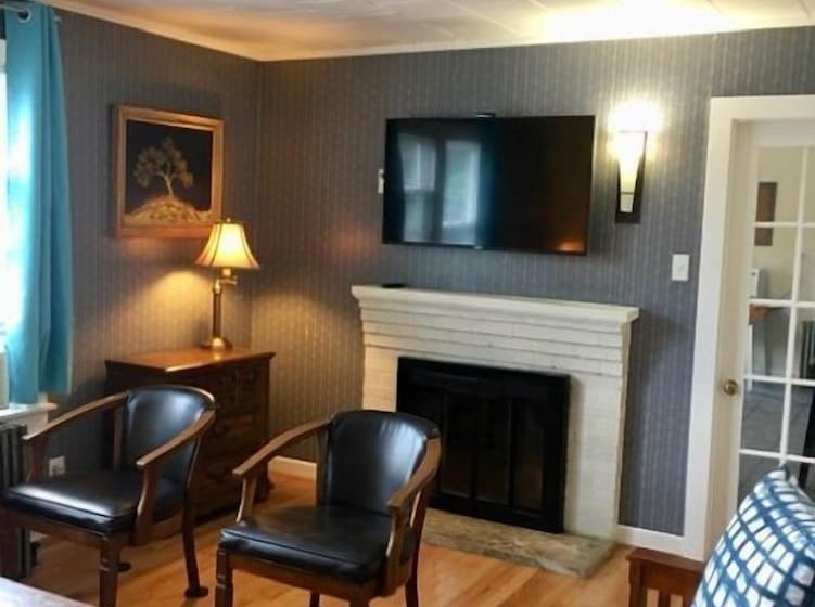 فندق Seagrass Inn