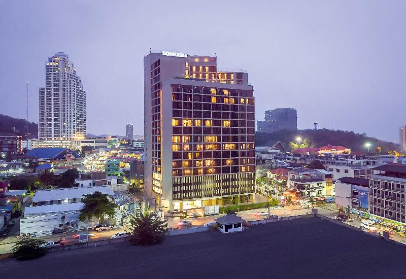 هتل Somerset Harbourview Sri Racha