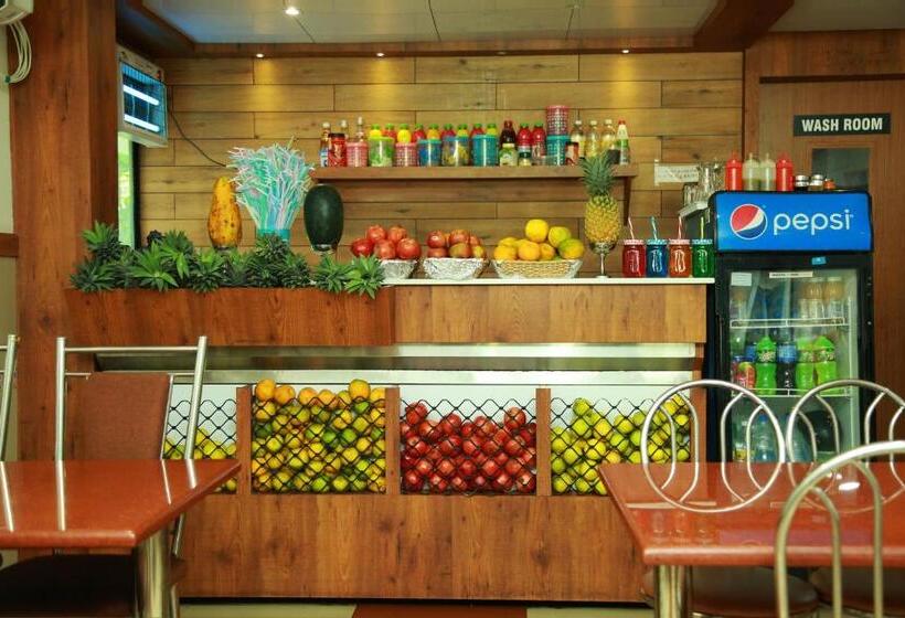 ホテル Sree Janardhana Residency