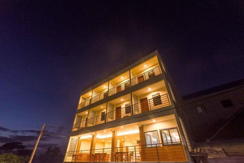 بنسيون Caroline Guest House