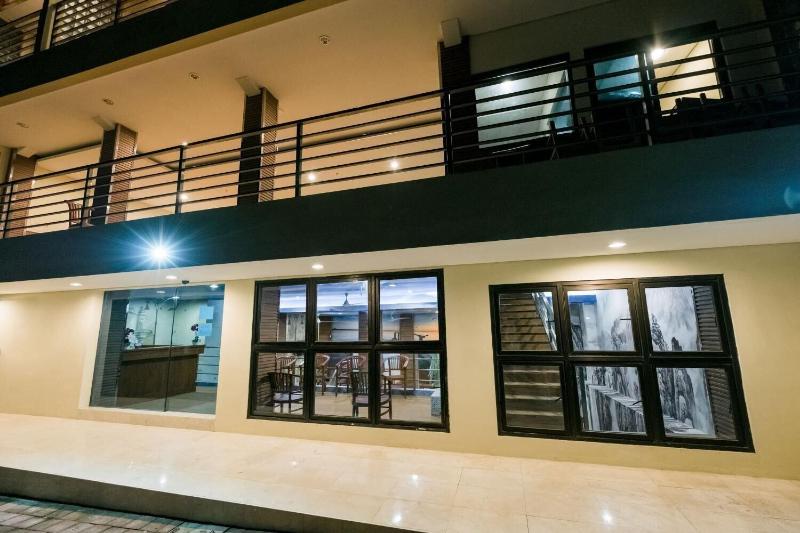 بنسيون Caroline Guest House