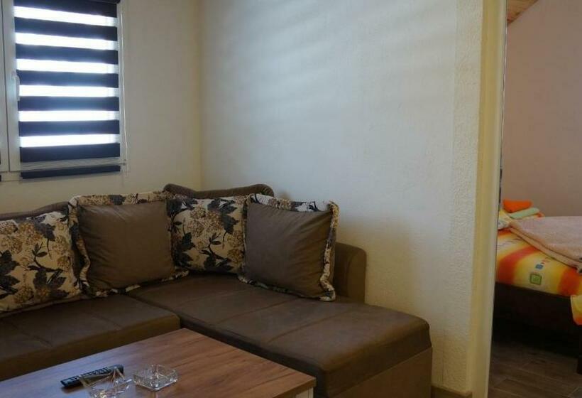 پانسیون Rondović Apartmani   Durmitor