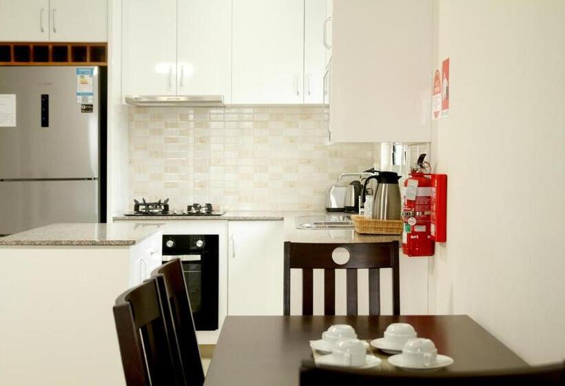 تختخواب و صبحانه Fiji Home Apartment