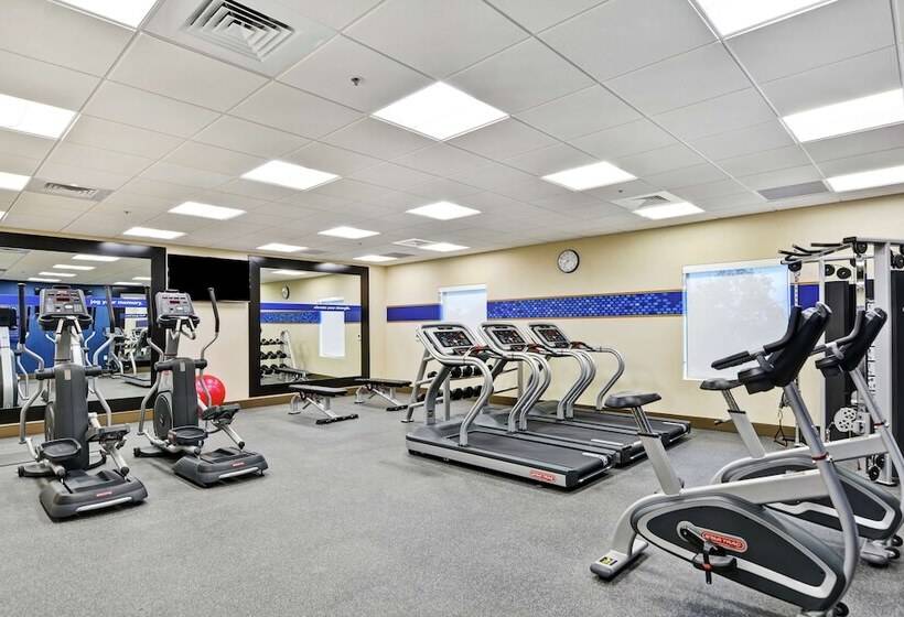 Отель Hampton Inn & Suites Tucson Marana