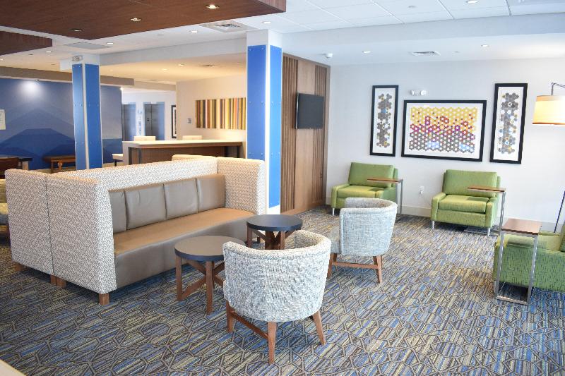 ホテル Holiday Inn Express & Suites   Boston South   Randolph, An Ihg