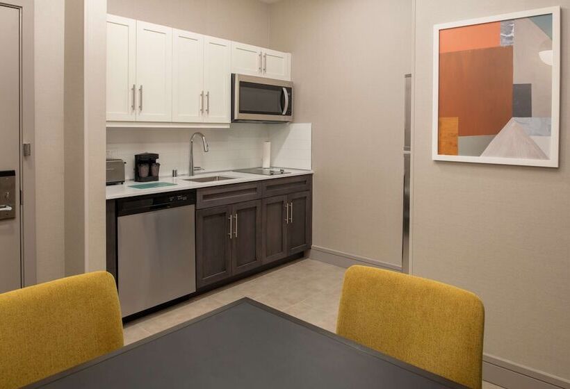 ホテル Homewood Suites By Hilton Belmont