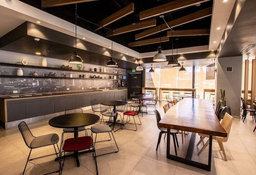 בית מלון כפרי Ibis Tijuana