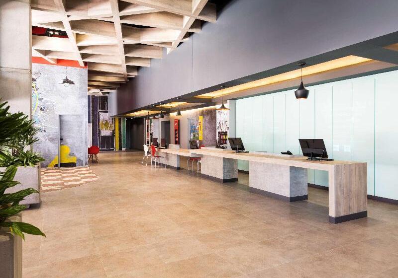 בית מלון כפרי Ibis Torreon