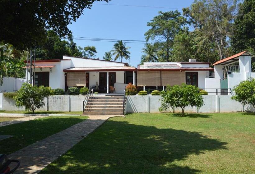 فندق Olivi Palace