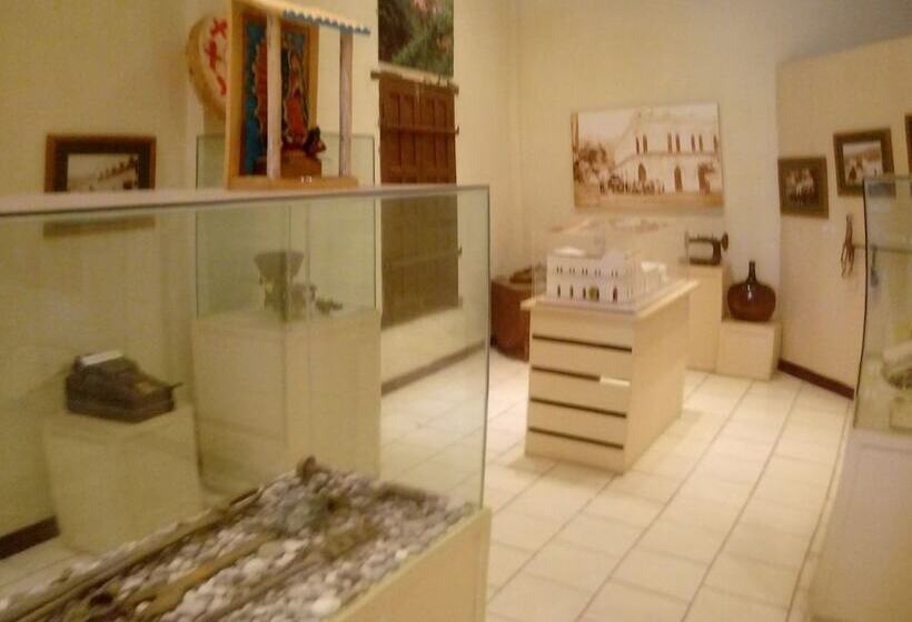 فندق Real De San Pedro