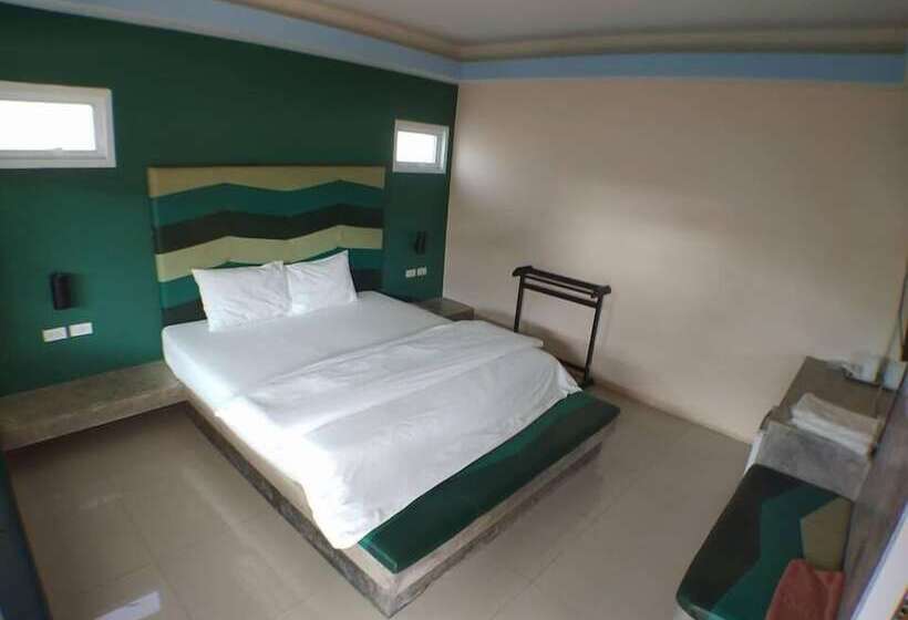 בית מלון כפרי Suwannaphum Trang Resort