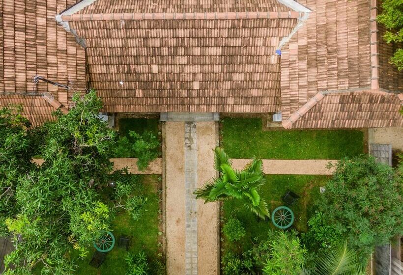 فندق Thambu Illam